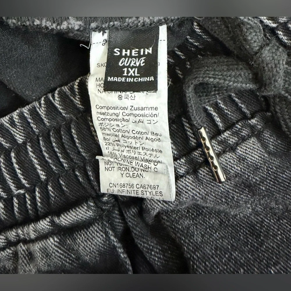 SHEIN Curve Women’s Black Wash Cargo Denim Drawstring Joggers Plus Size 1X - Picture 9 of 9
